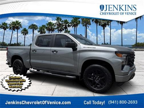 2025 Chevrolet Silverado 1500 Custom