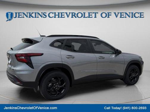 Sterling Gray Metallic 2026 Chevrolet Trax LT