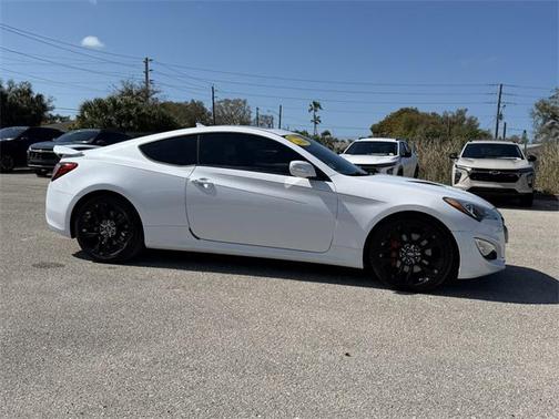 2016 Hyundai Genesis Coupe 3.8 Ultimate