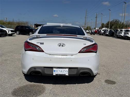 2016 Hyundai Genesis Coupe 3.8 Ultimate