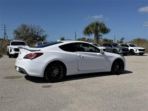 2016 Hyundai Genesis Coupe 3.8 Ultimate