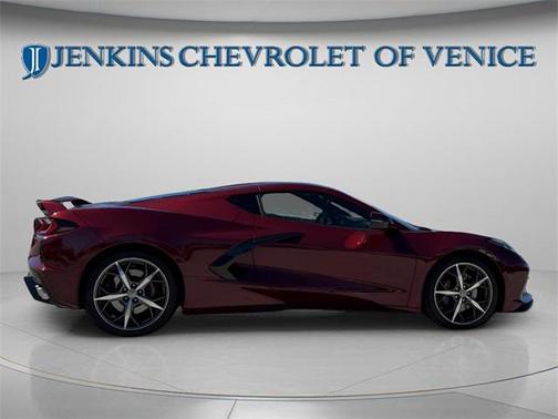 2020 Chevrolet Corvette Stingray w/2LT