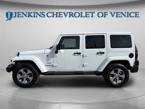 2017 Jeep Wrangler Unlimited Sahara