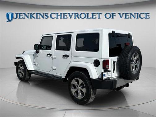 2017 Jeep Wrangler Unlimited Sahara