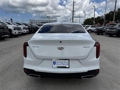 2024 Cadillac CT4 Premium Luxury