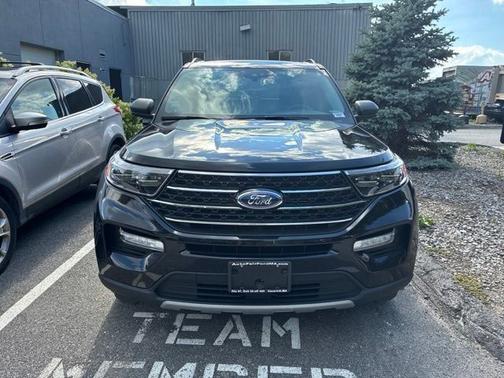 AGATE BLACK METALLIC 2021 Ford Explorer XLT