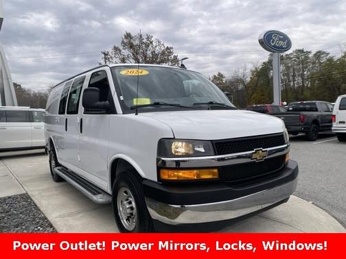 2024 Chevrolet Express 2500 WORK VAN