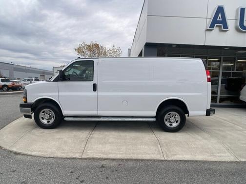 2024 Chevrolet Express 2500 WORK VAN