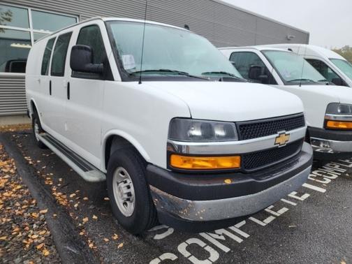 2024 Chevrolet Express 2500 WORK VAN