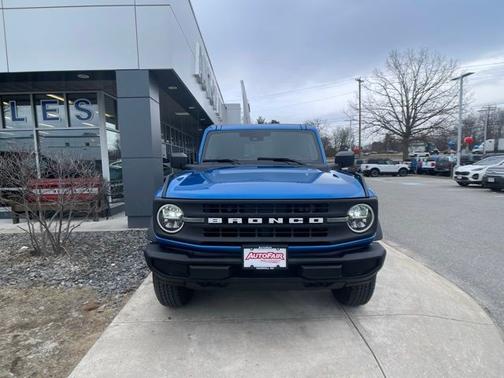 VELOCITY BLUE METALLIC 2025 Ford Bronco BIG BEND