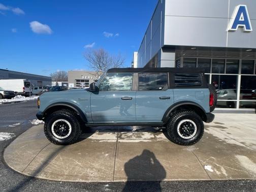 2021 Ford Bronco BLACK DIAMOND