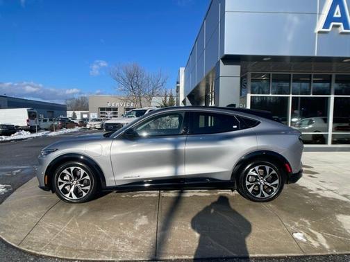 2021 Ford Mustang Mach-E PREMIUM