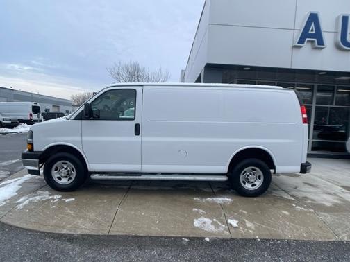 2024 Chevrolet Express 2500 WORK VAN