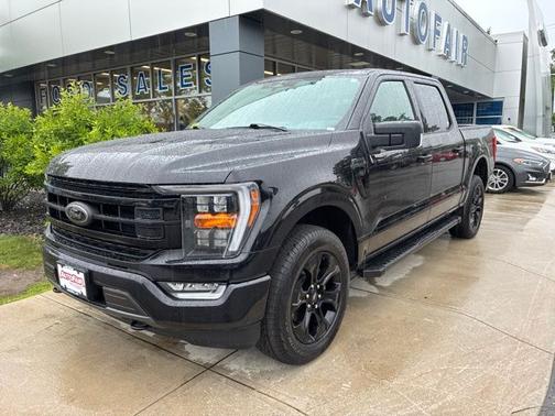 AGATE BLACK METALLIC 2023 Ford F-150 XLT