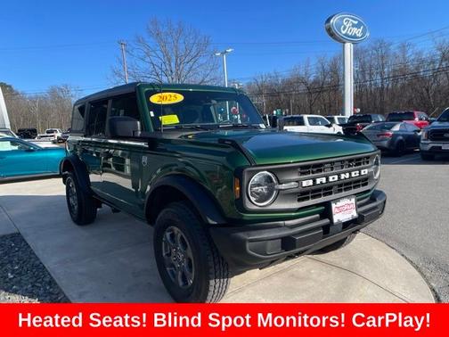 ERUPTION GREEN METALLIC 2025 Ford Bronco BIG BEND