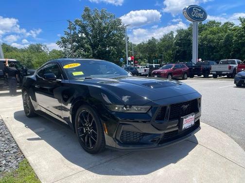 SHADOW BLACK 2025 Ford Mustang GT PREMIUM