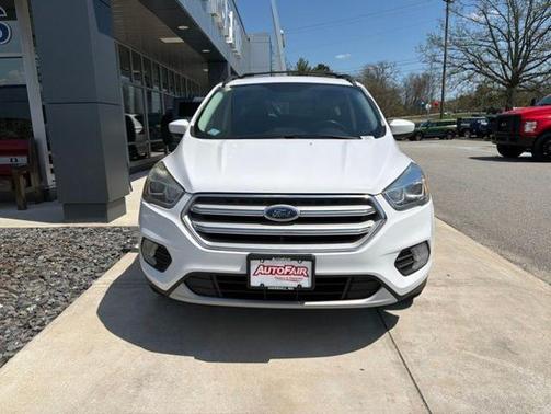 OXFORD WHITE 2018 Ford Escape SEL