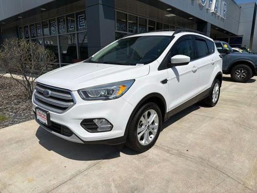 OXFORD WHITE 2018 Ford Escape SEL