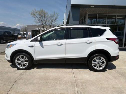 OXFORD WHITE 2018 Ford Escape SEL
