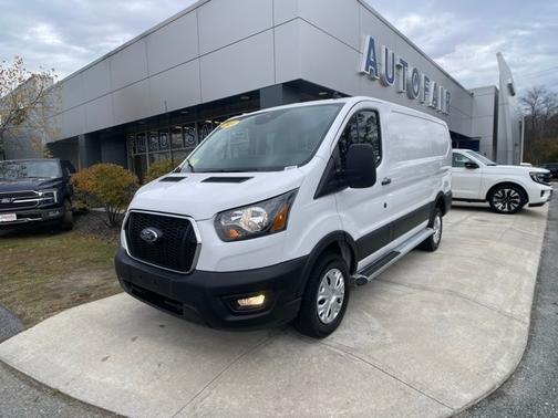 2024 Ford Transit-250 BASE