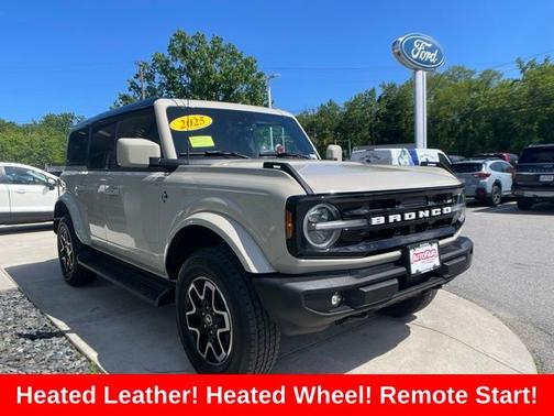 DESERT SAND 2025 Ford Bronco OUTER BANKS