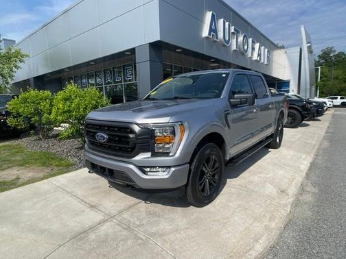 ICONIC SILVER METALLIC 2023 Ford F-150 XLT