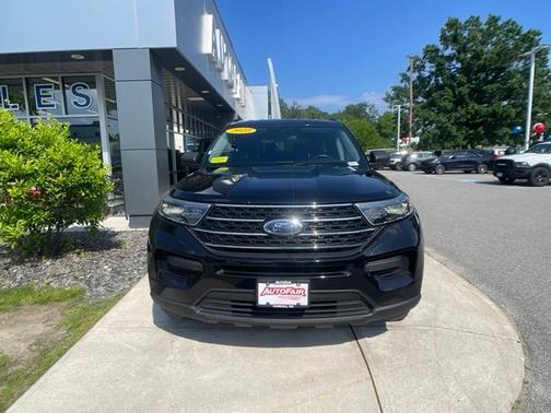 AGATE BLACK METALLIC 2023 Ford Explorer XLT