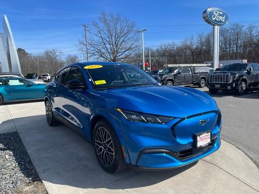 VELOCITY BLUE METALLIC 2025 Ford Mustang Mach-E PREMIUM