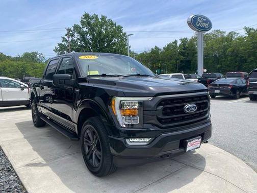 AGATE BLACK METALLIC 2023 Ford F-150 XLT