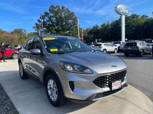 2021 Ford Escape SE