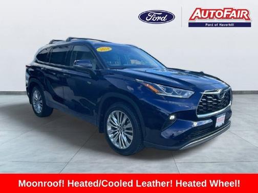 Gray 2024 Toyota Highlander PLATINUM