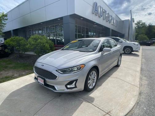 INGOT SILVER METALLIC 2019 Ford Fusion Energi TITANIUM