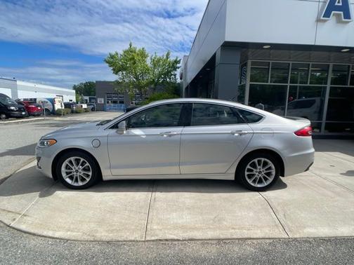 INGOT SILVER METALLIC 2019 Ford Fusion Energi TITANIUM