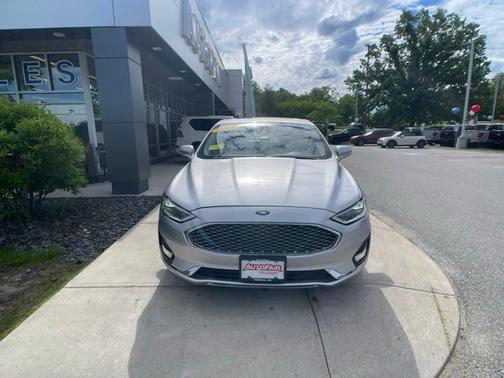 INGOT SILVER METALLIC 2019 Ford Fusion Energi TITANIUM