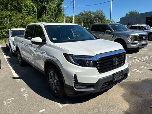 White 2023 Honda Ridgeline RTL-E