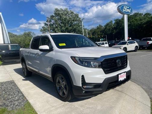 White 2023 Honda Ridgeline RTL-E