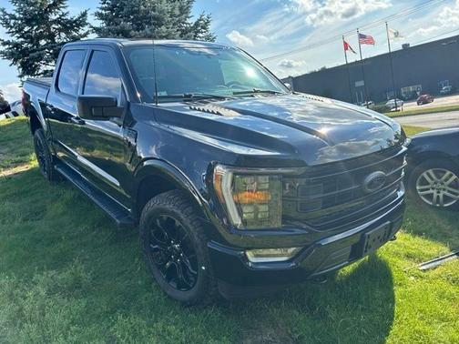 AGATE BLACK METALLIC 2023 Ford F-150 XLT