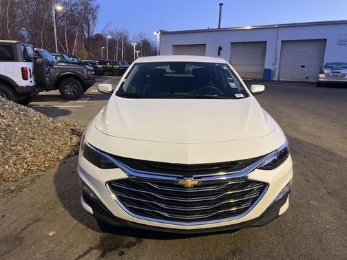 2024 Chevrolet Malibu LT W/1LT