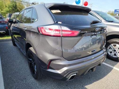 2022 Ford Edge ST