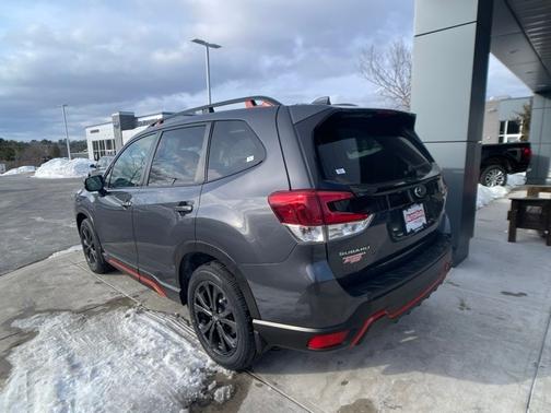 2022 Subaru Forester SPORT
