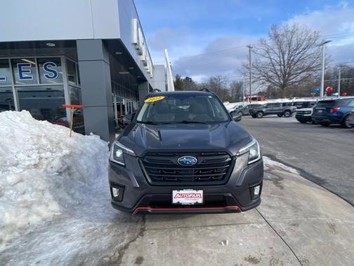 2022 Subaru Forester SPORT