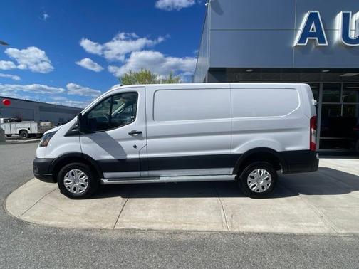 OXFORD WHITE 2025 Ford Transit-250 BASE