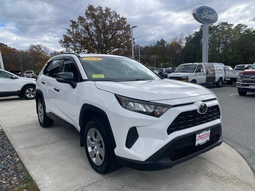2020 Toyota RAV4 LE