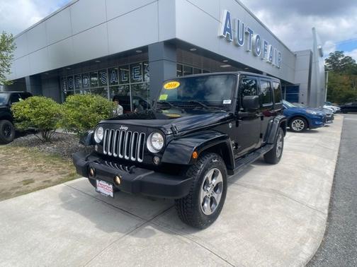2016 Jeep Wrangler Unlimited SAHARA