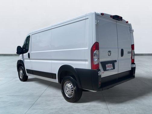 Bright White Clearcoat 2025 RAM ProMaster 2500 136 WB LOW ROOF CARGO