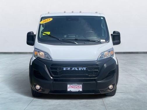 Bright White Clearcoat 2025 RAM ProMaster 2500 136 WB LOW ROOF CARGO