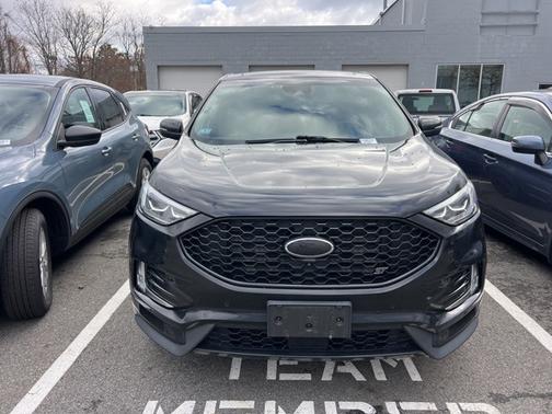 2019 Ford Edge ST