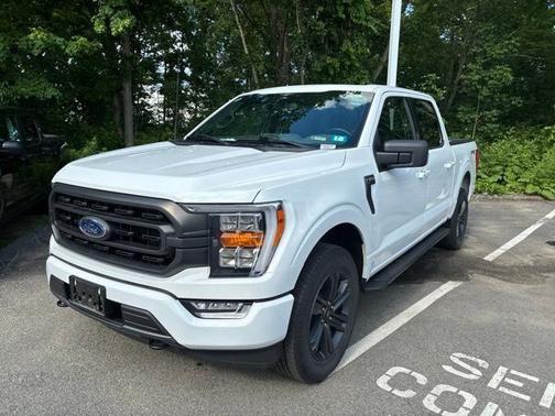 OXFORD WHITE 2023 Ford F-150 XLT