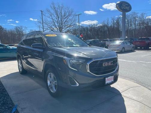 Graphite Gray Metallic 2020 GMC Terrain SLE