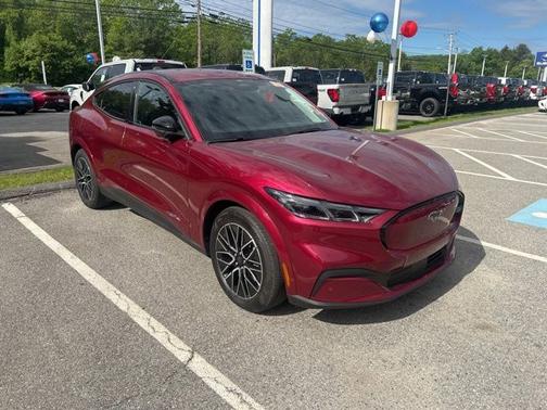 MOLTEN MAGENTA TINTED CC 2025 Ford Mustang Mach-E PREMIUM